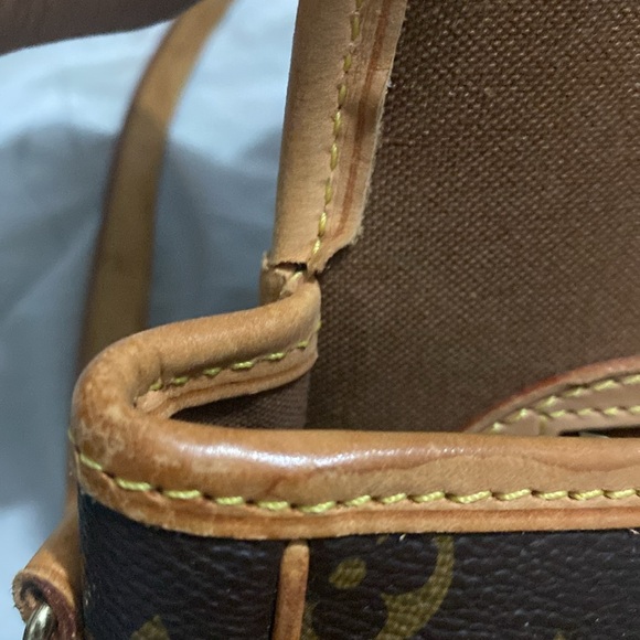 Authentic Louis Vuitton Monogram Sologne Bag from 2007 - Picture 7 of 11